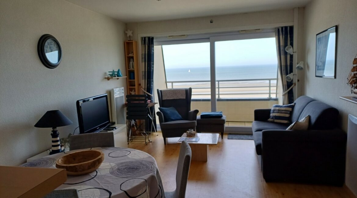 Resized_20240413_113056_1713001394398 [AGDUNES]