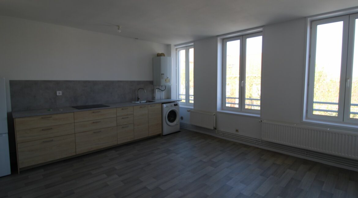 Rivals vide (3) [AGDUNES]